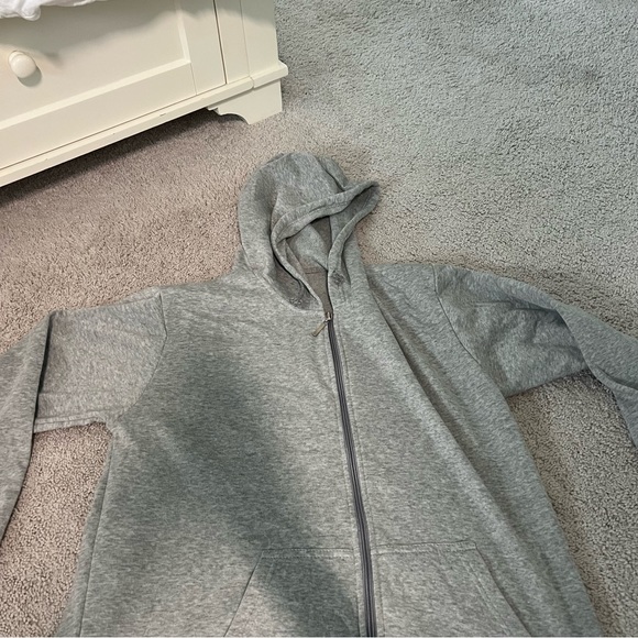 Zip Up Sweatshirt - Picture 2 of 4